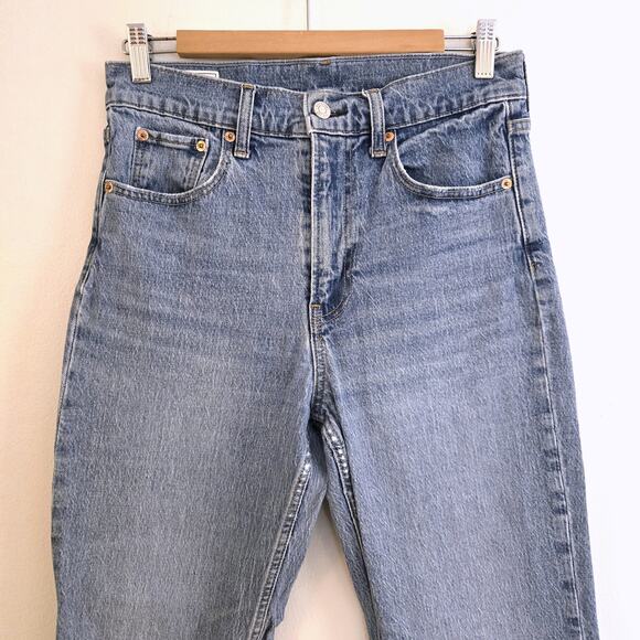 GAP Sky High Straight Jeans Women's 28R Light Wash Denim - Picture 3 of 9